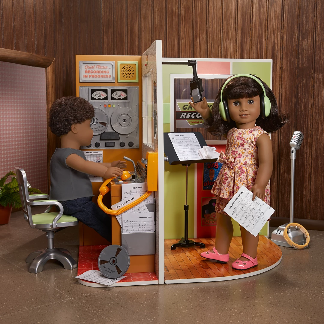American Girl Melody’s™ Recording Studio 11 American Girl Melody’s™ Recording Studio