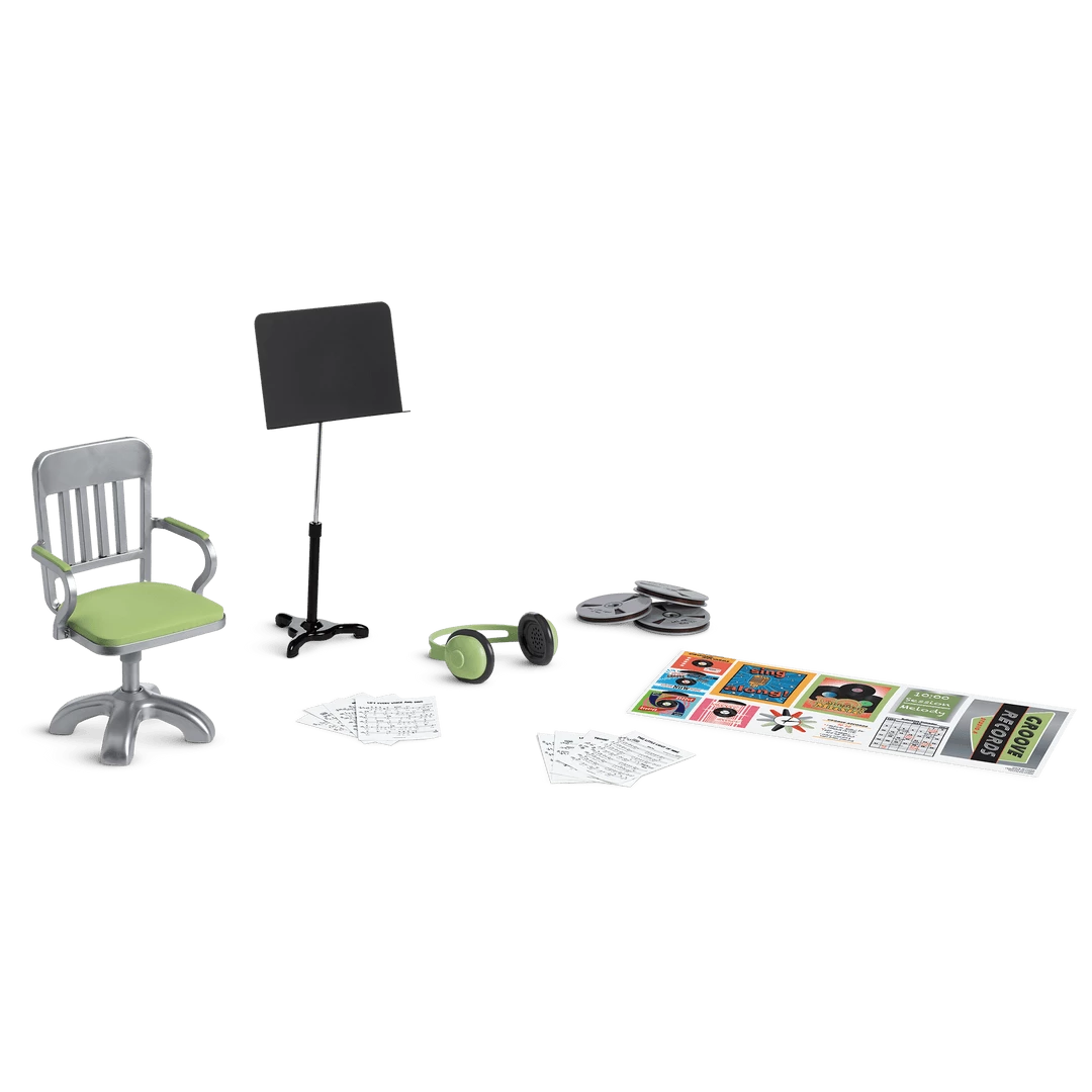 American Girl Melody’s™ Recording Studio 5 American Girl Melody’s™ Recording Studio