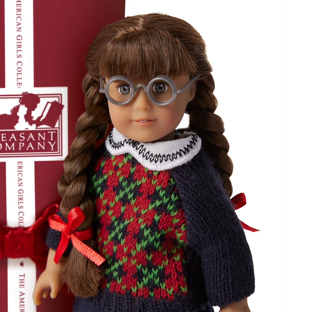 American Girl Ages 8+ Courtney's™ Pleasant Company® Doll 5 American Girl Ages 8+ Courtney's™ Pleasant Company® Doll