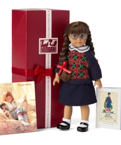 American Girl Ages 8+ Courtney's™ Pleasant Company® Doll