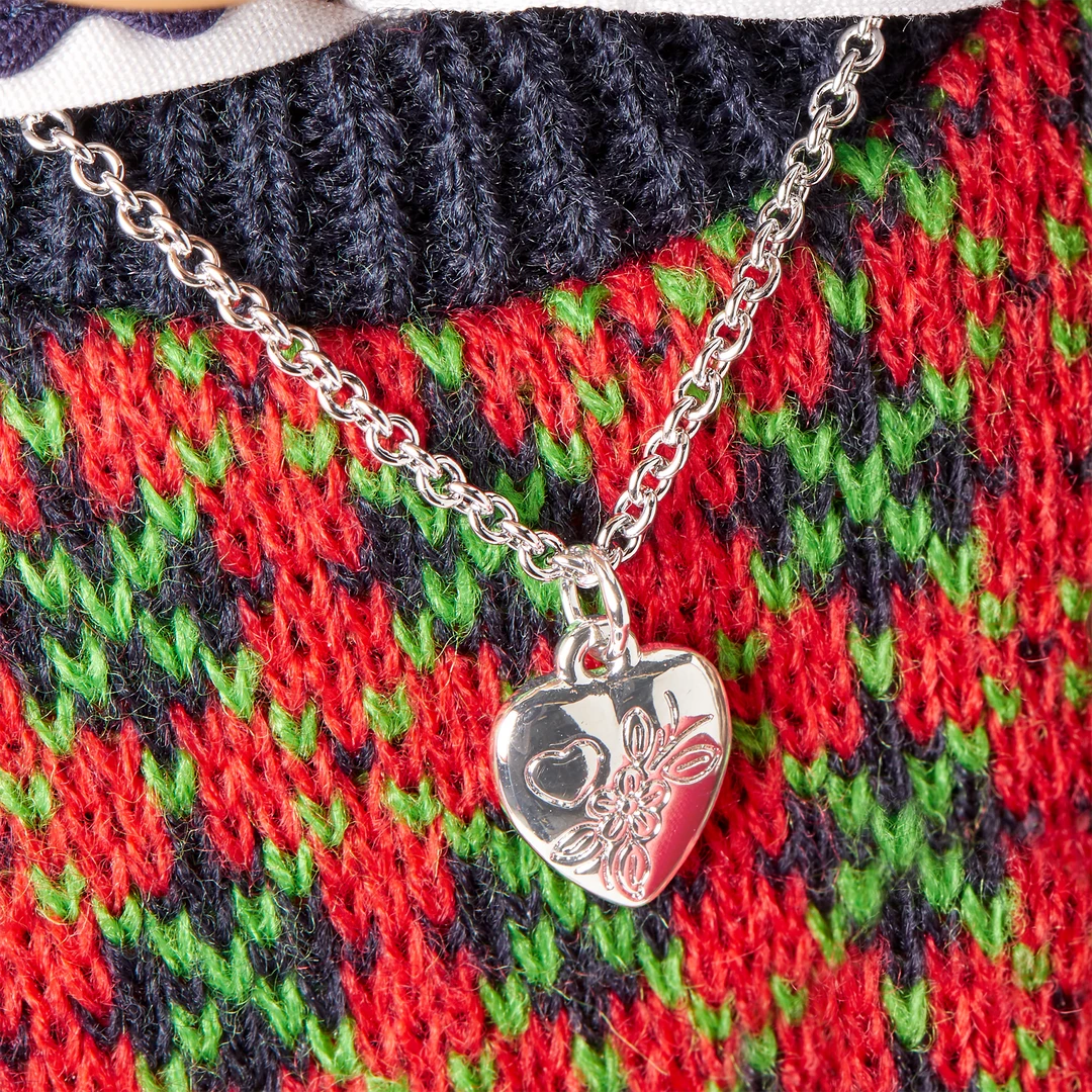 American Girl Molly’s™ Accessories 6 American Girl Molly’s™ Accessories