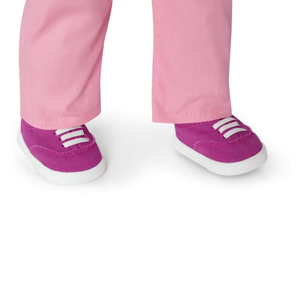 American Girl Kira’s™ Wildlife Care Outfit & Wallaby Care Set Ages 8+ 9 American Girl Kira’s™ Wildlife Care Outfit & Wallaby Care Set Ages 8+