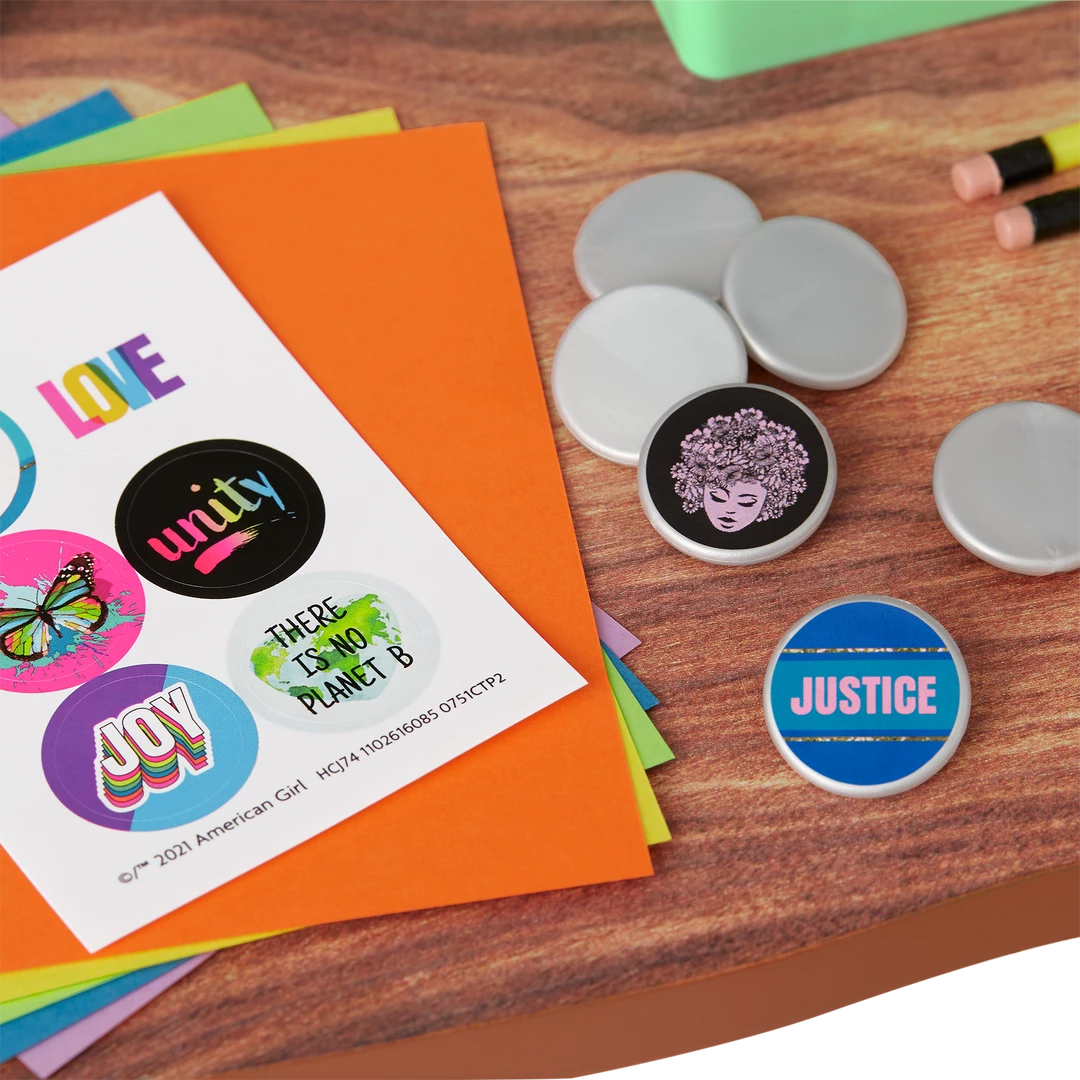 American Girl The Community Center Table & Chairs Set 8 American Girl The Community Center Table & Chairs Set