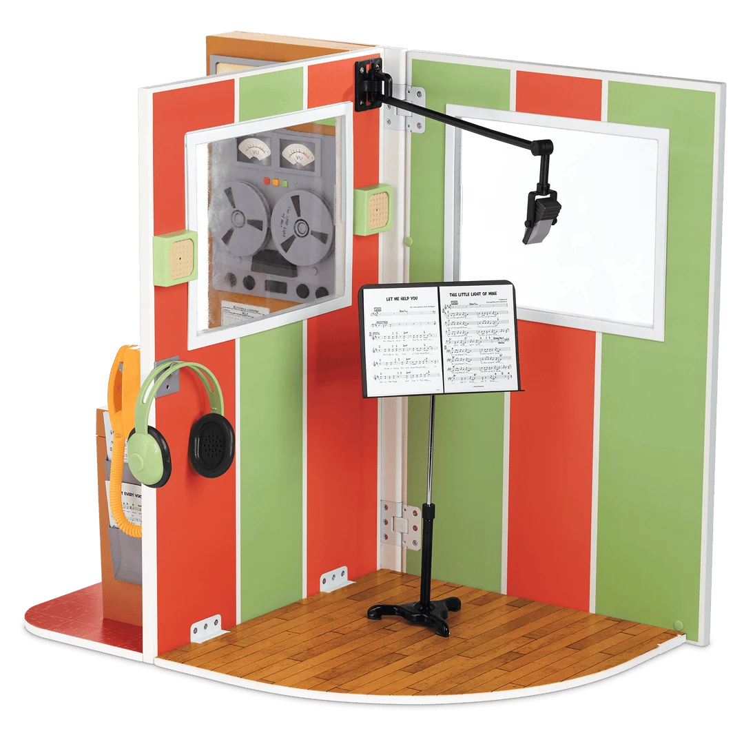 American Girl Melody’s™ Recording Studio 4 American Girl Melody’s™ Recording Studio