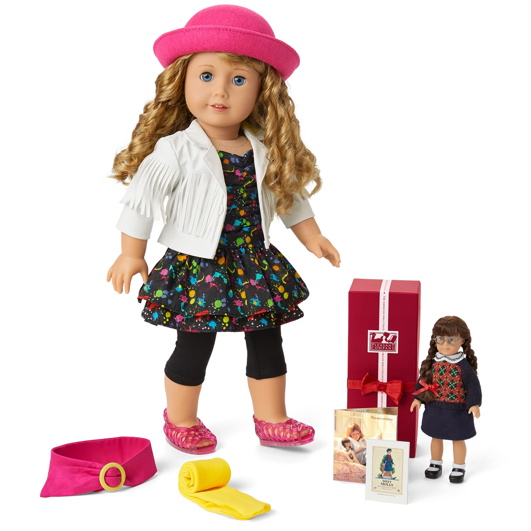 American Girl Courtney’s™ Holiday Bundle Ages 8+ 3 American Girl Courtney’s™ Holiday Bundle Ages 8+