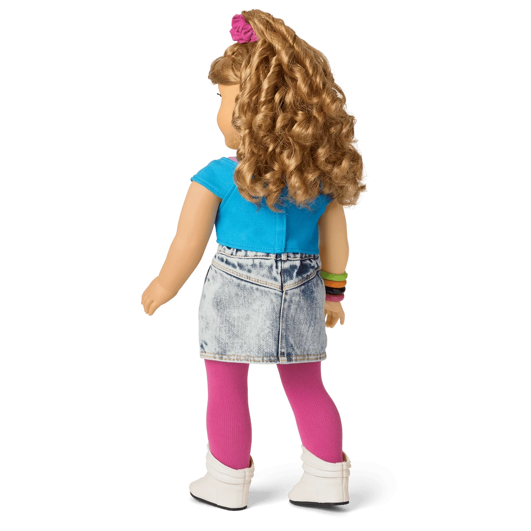 American Girl Courtney™ Doll & Book 4 American Girl Courtney™ Doll & Book